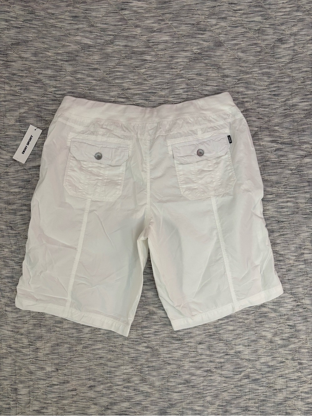 DKNY Sport White Bermuda Shorts Sz XL NWT | DKNY Sport Women Bermuda Shorts - - Picture 8 of 9